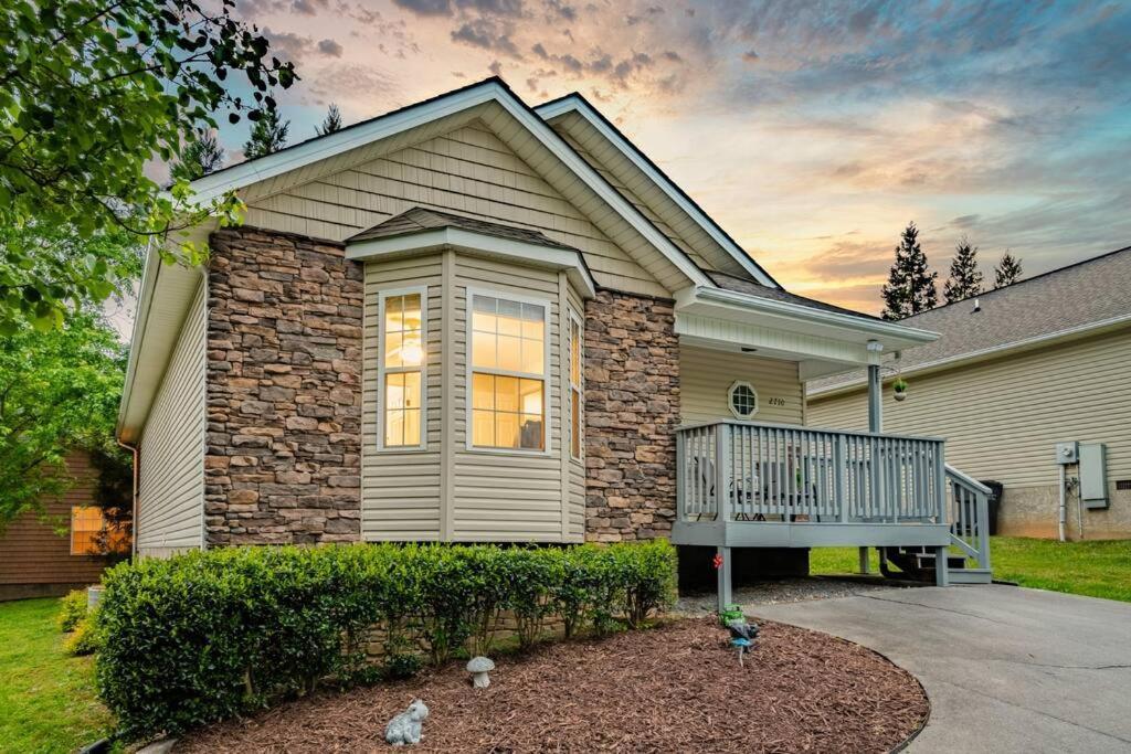 Great Smoky Mountain Get-Away Vila Pigeon Forge Exterior foto